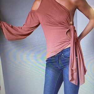 Cold Shoulder Side Tie Top